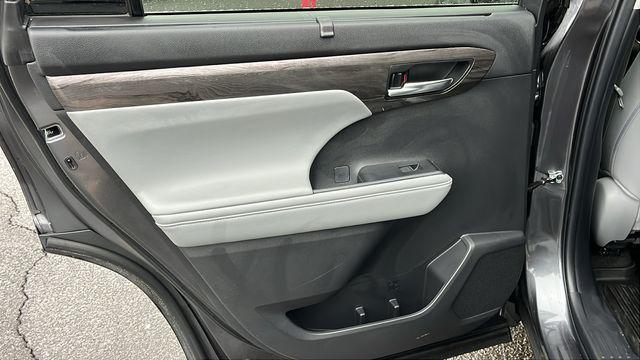 used 2024 Toyota Highlander car, priced at $44,995