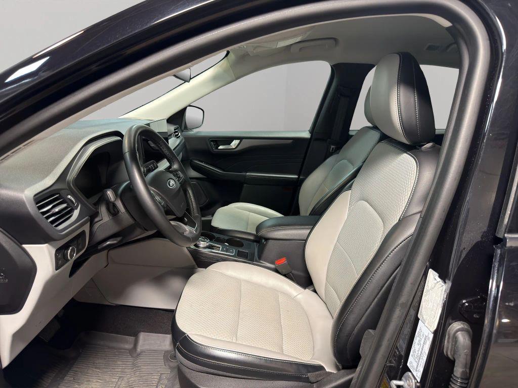 used 2023 Ford Escape PHEV car, priced at $21,595