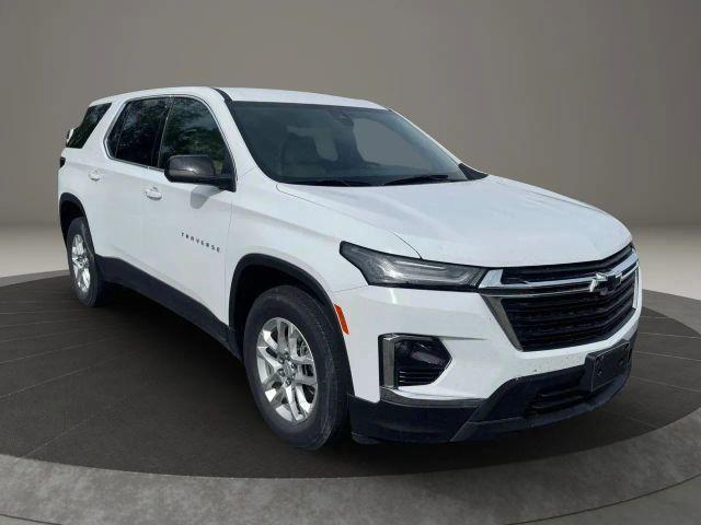 used 2023 Chevrolet Traverse car, priced at $27,366
