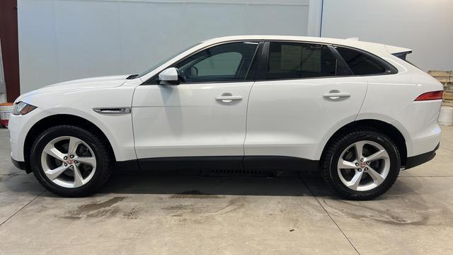 used 2017 Jaguar F-PACE car