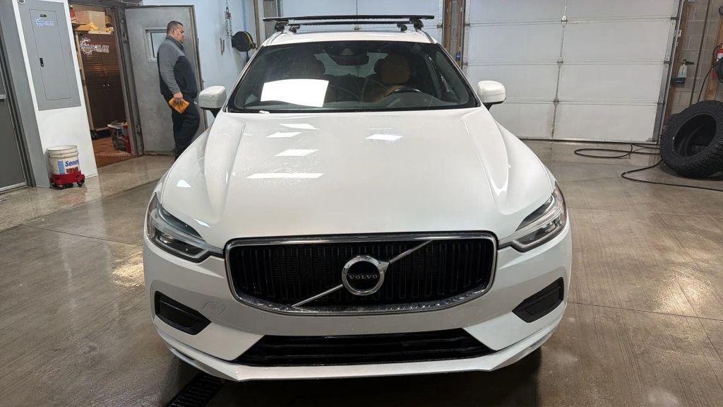 used 2018 Volvo XC60 car