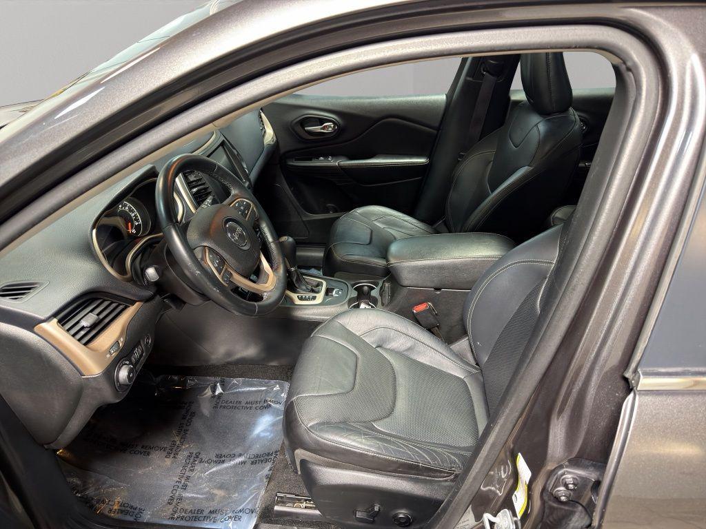 used 2014 Jeep Cherokee car, priced at $5,899