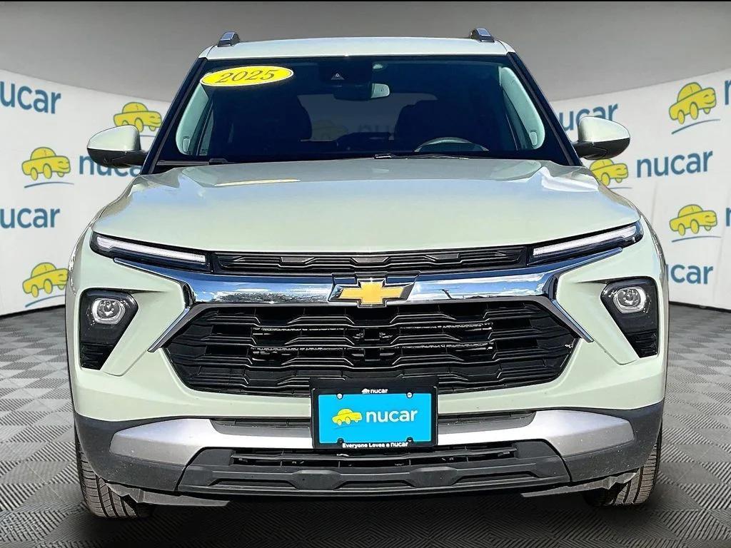 used 2025 Chevrolet TrailBlazer car, priced at $23,600