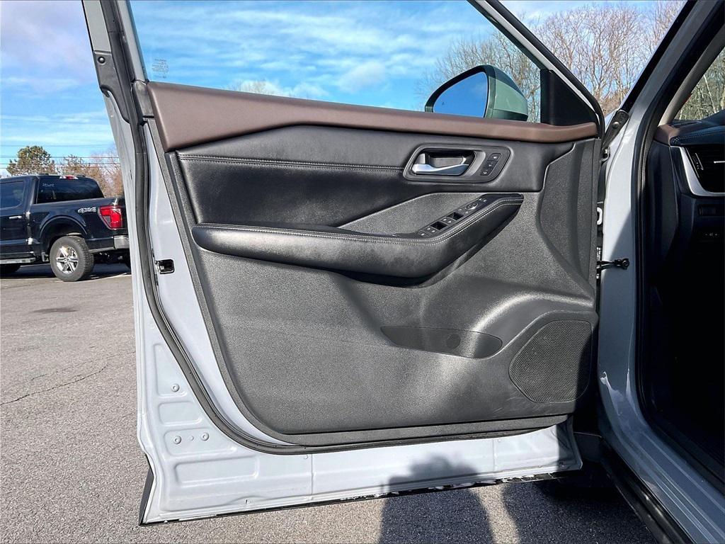 used 2022 Nissan Rogue car, priced at $22,600