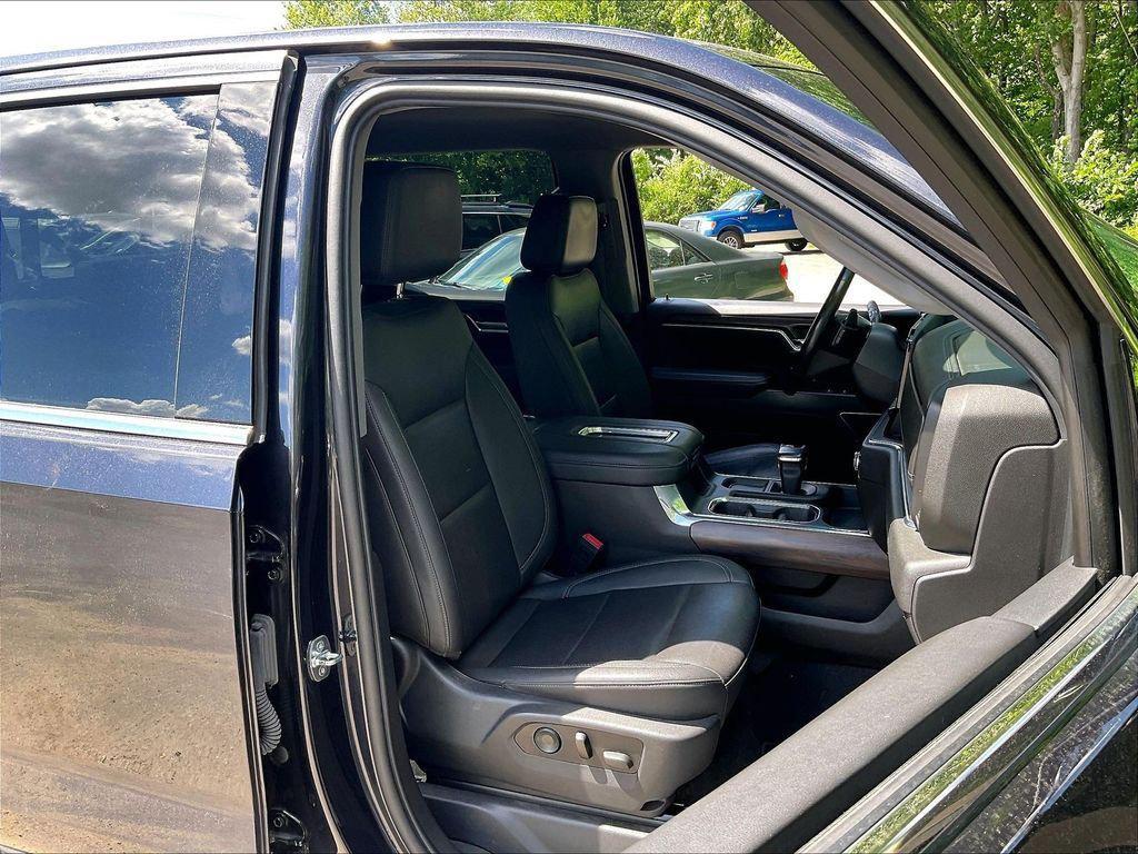 used 2022 GMC Sierra 1500 car, priced at $43,051