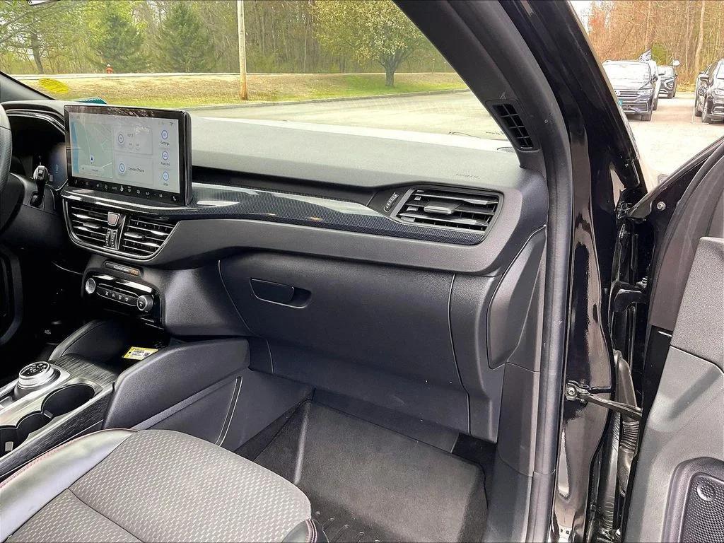 used 2024 Ford Escape car, priced at $25,270
