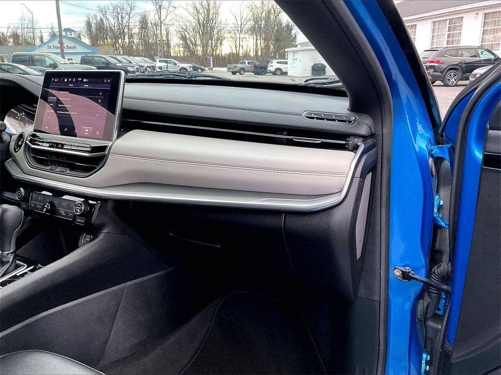 used 2024 Jeep Compass car, priced at $22,250