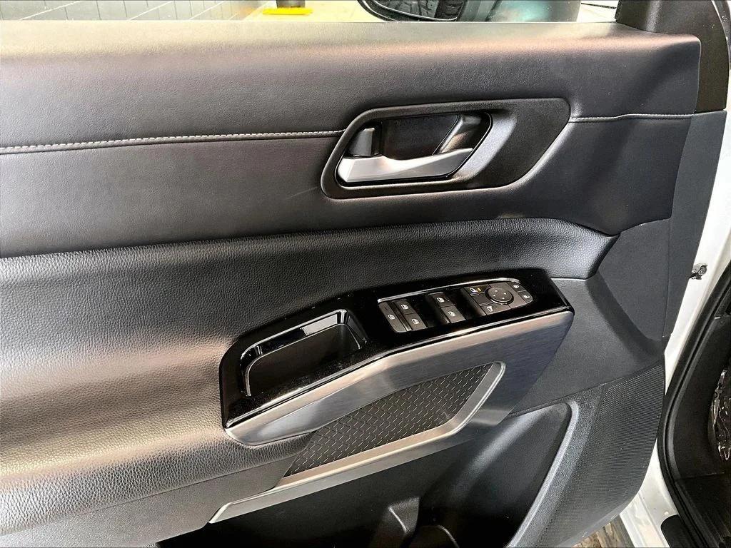 used 2022 Nissan Pathfinder car, priced at $22,496