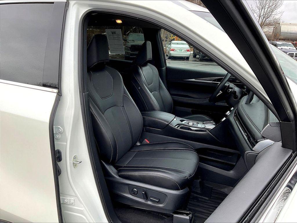 used 2024 INFINITI QX60 car, priced at $39,861