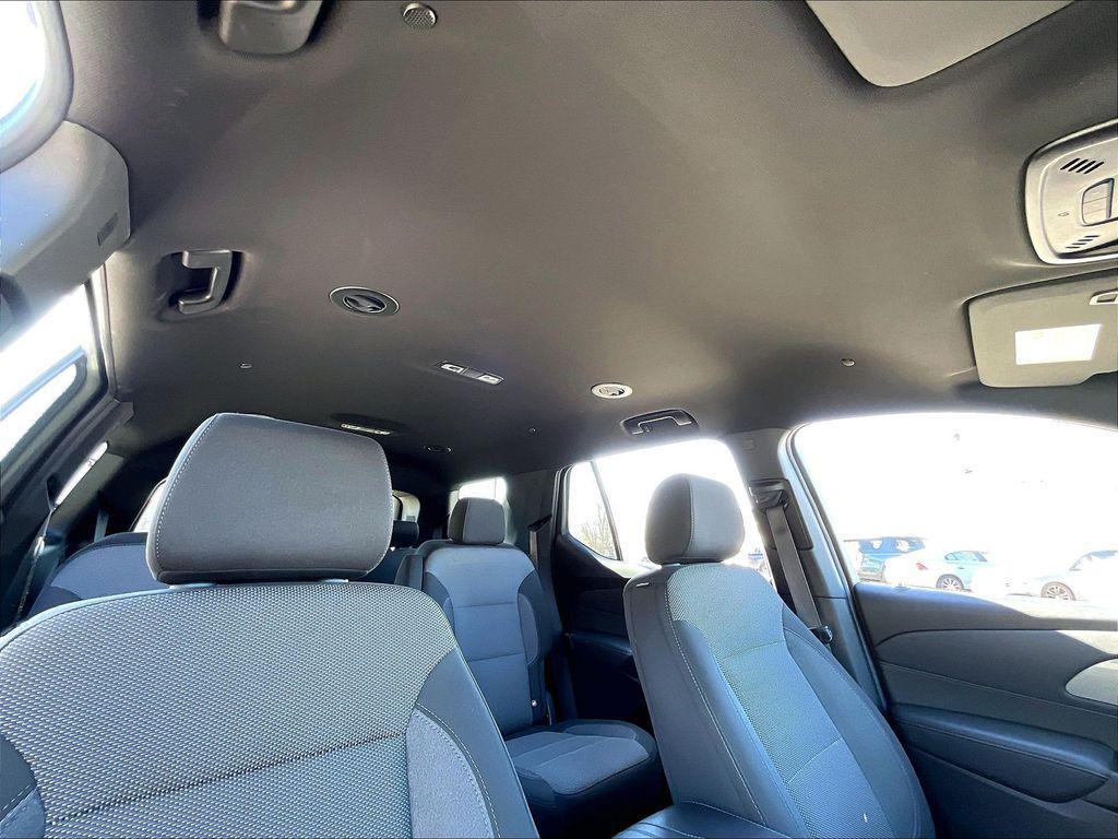 used 2023 Chevrolet Traverse car, priced at $23,900