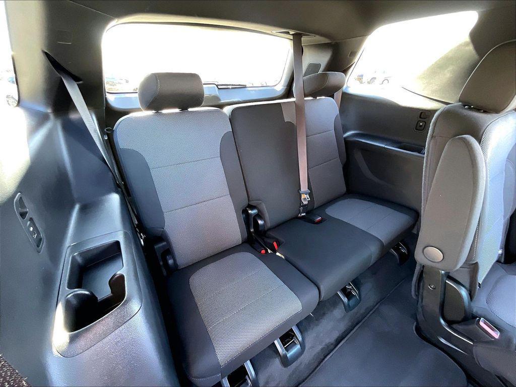 used 2023 Chevrolet Traverse car, priced at $23,900