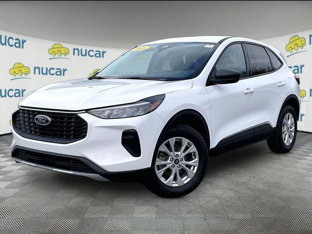 used 2025 Ford Escape car, priced at $24,663