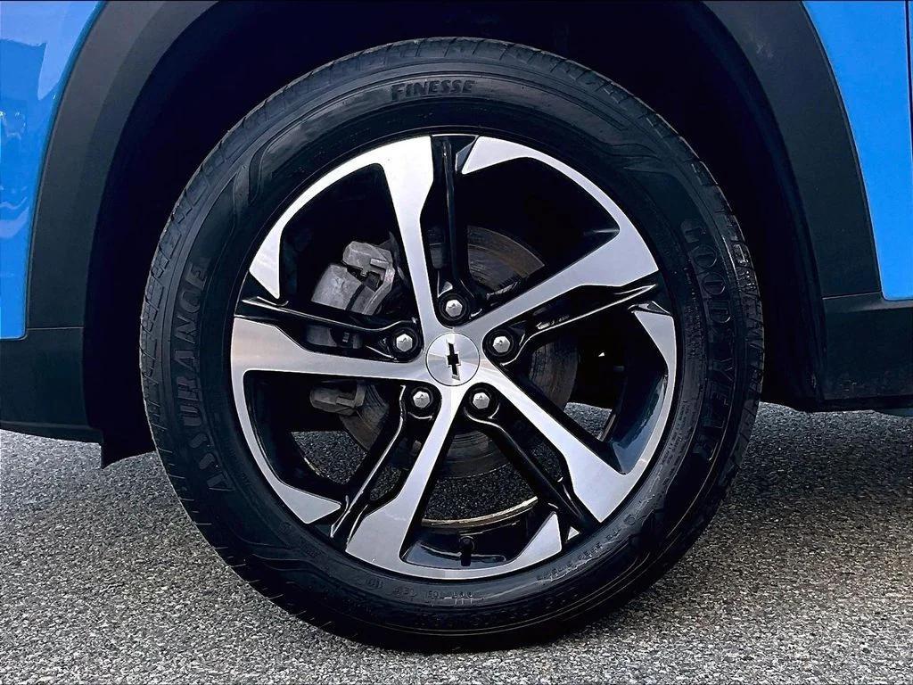 used 2024 Chevrolet Trax car, priced at $20,930