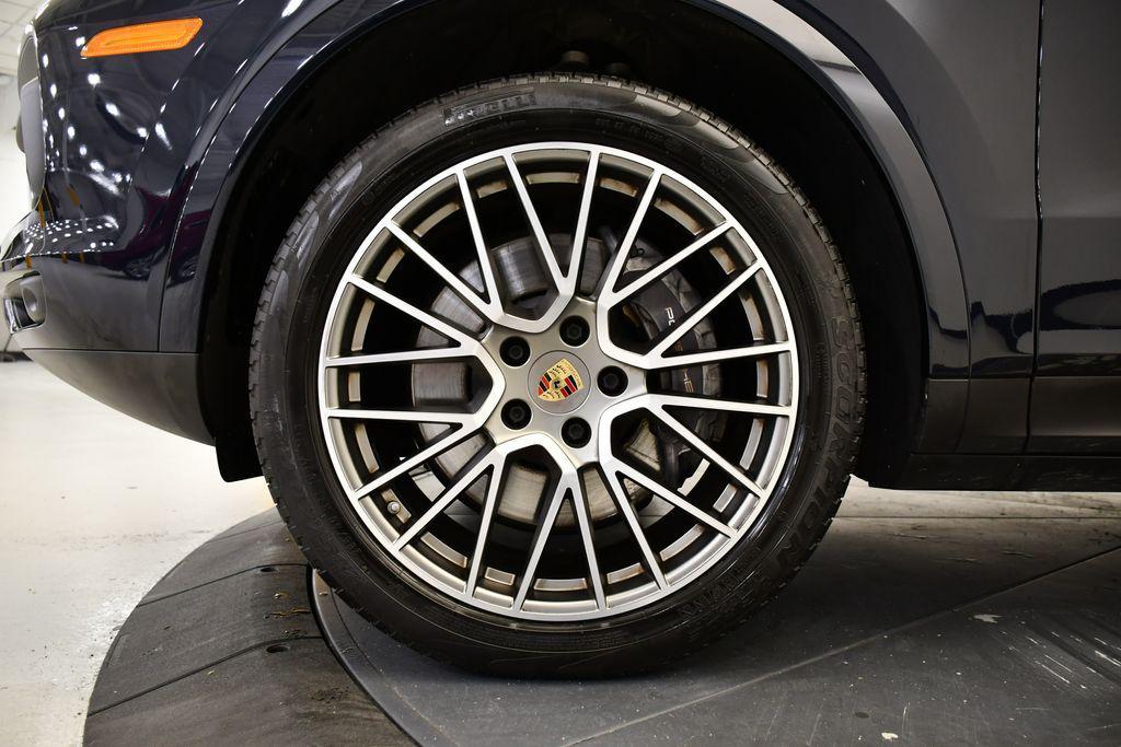 used 2022 Porsche Cayenne car, priced at $61,807