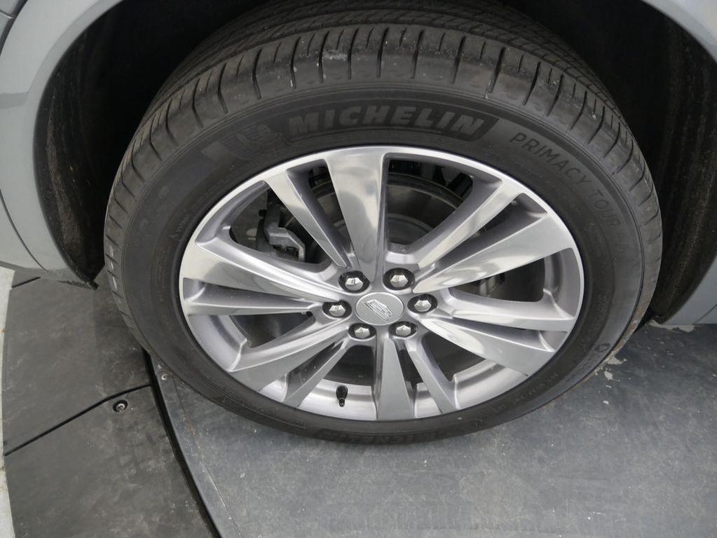 used 2024 Cadillac XT6 car, priced at $41,716