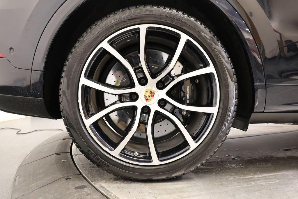 used 2023 Porsche Cayenne car, priced at $138,690