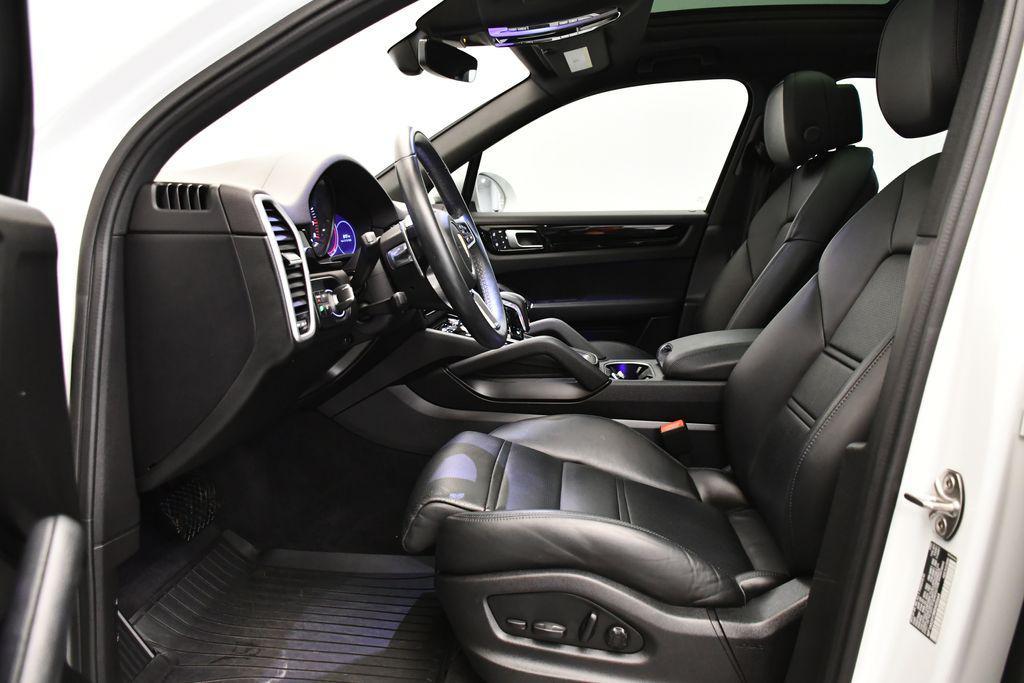 used 2022 Porsche Cayenne car, priced at $60,980