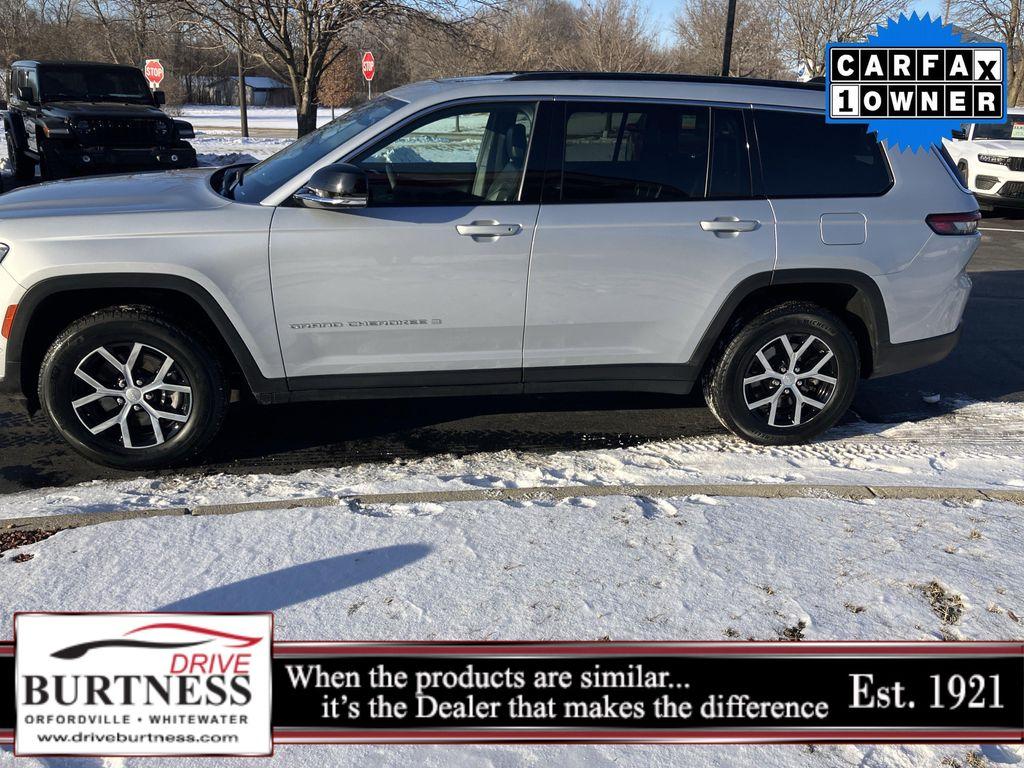 used 2024 Jeep Grand Cherokee L car, priced at $30,995