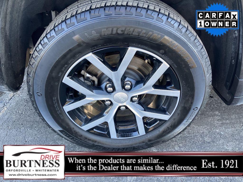 used 2024 Jeep Grand Cherokee L car, priced at $30,995