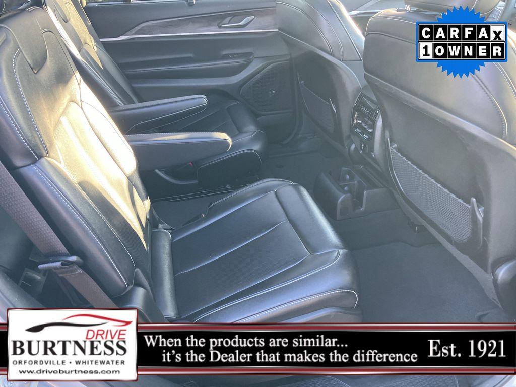 used 2024 Jeep Grand Cherokee L car, priced at $30,995