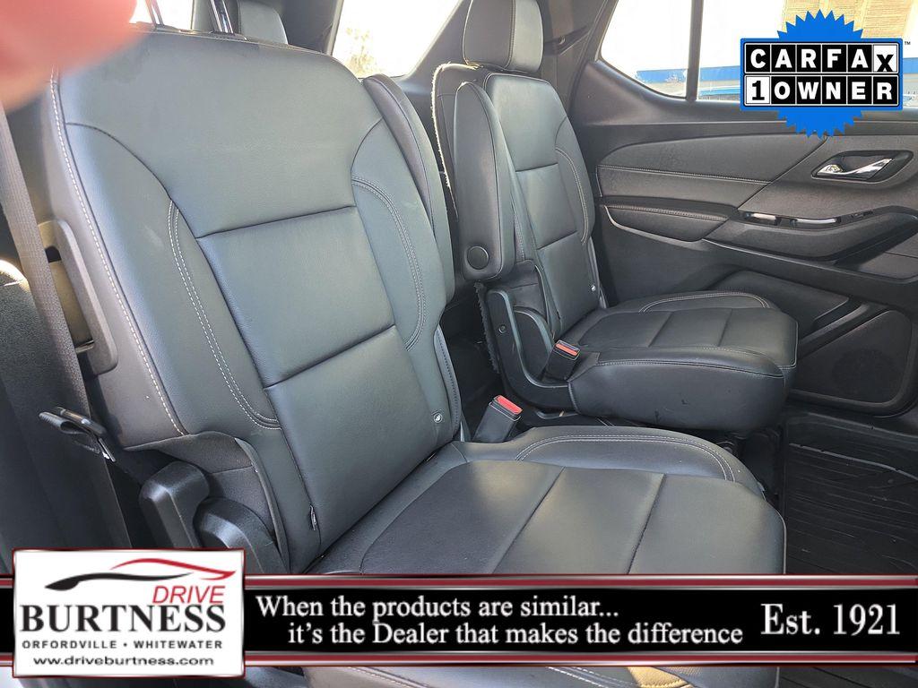 used 2023 Chevrolet Traverse car, priced at $31,804