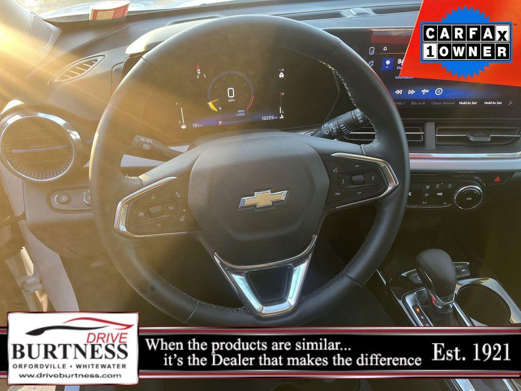 used 2025 Chevrolet Trax car, priced at $21,995