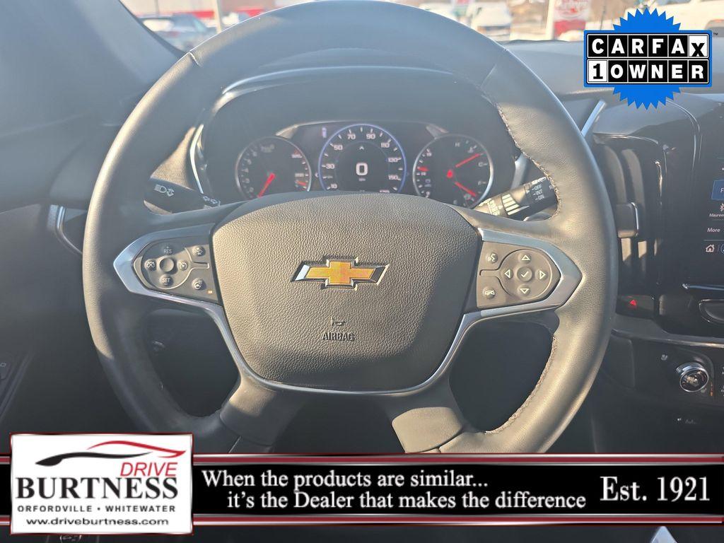 used 2023 Chevrolet Traverse car, priced at $35,488