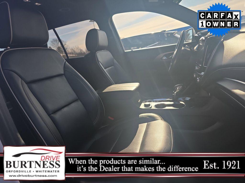 used 2023 Chevrolet Traverse car, priced at $35,488
