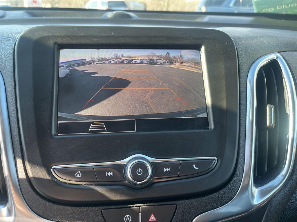 used 2024 Chevrolet Equinox car, priced at $23,988