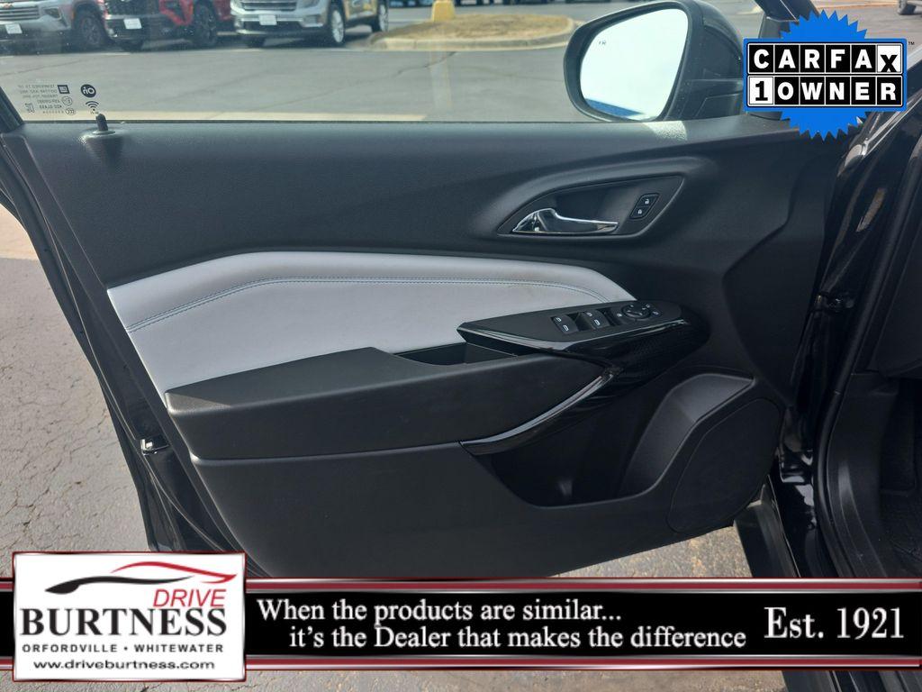 used 2025 Chevrolet Trax car, priced at $22,488