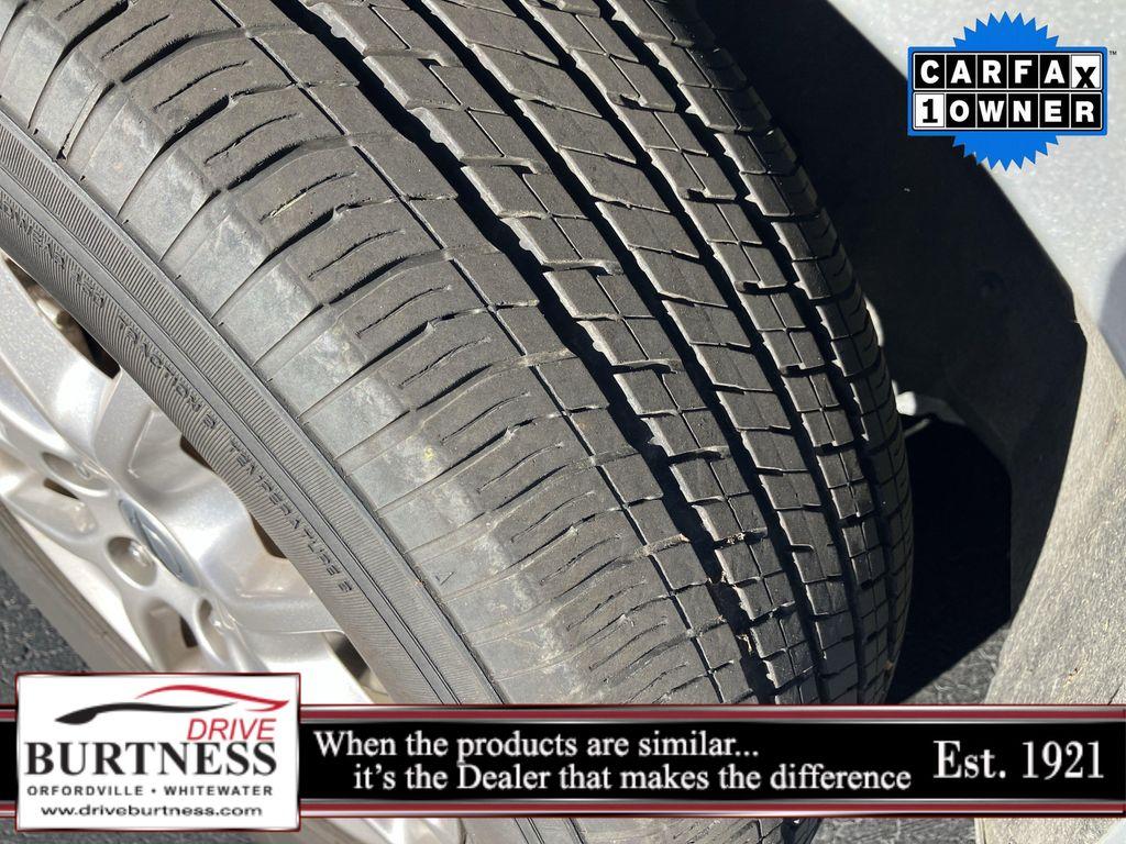 used 2024 Chrysler Pacifica car, priced at $28,000