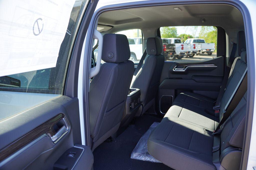new 2026 Chevrolet Silverado 1500 car, priced at $47,270