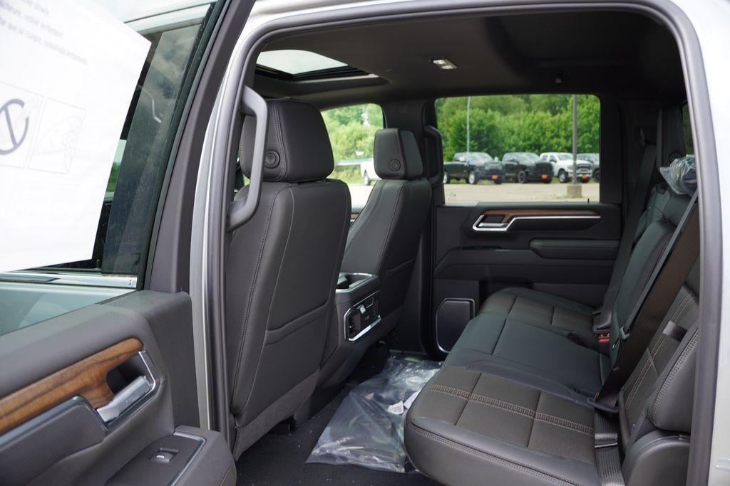 new 2026 Chevrolet Silverado 3500 car, priced at $80,556