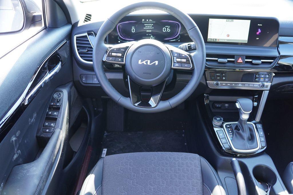new 2026 Kia Seltos car, priced at $25,956