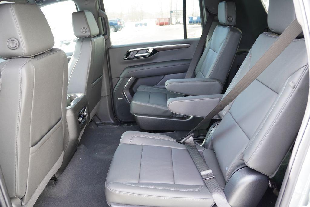 new 2026 Chevrolet Suburban car, priced at $72,661