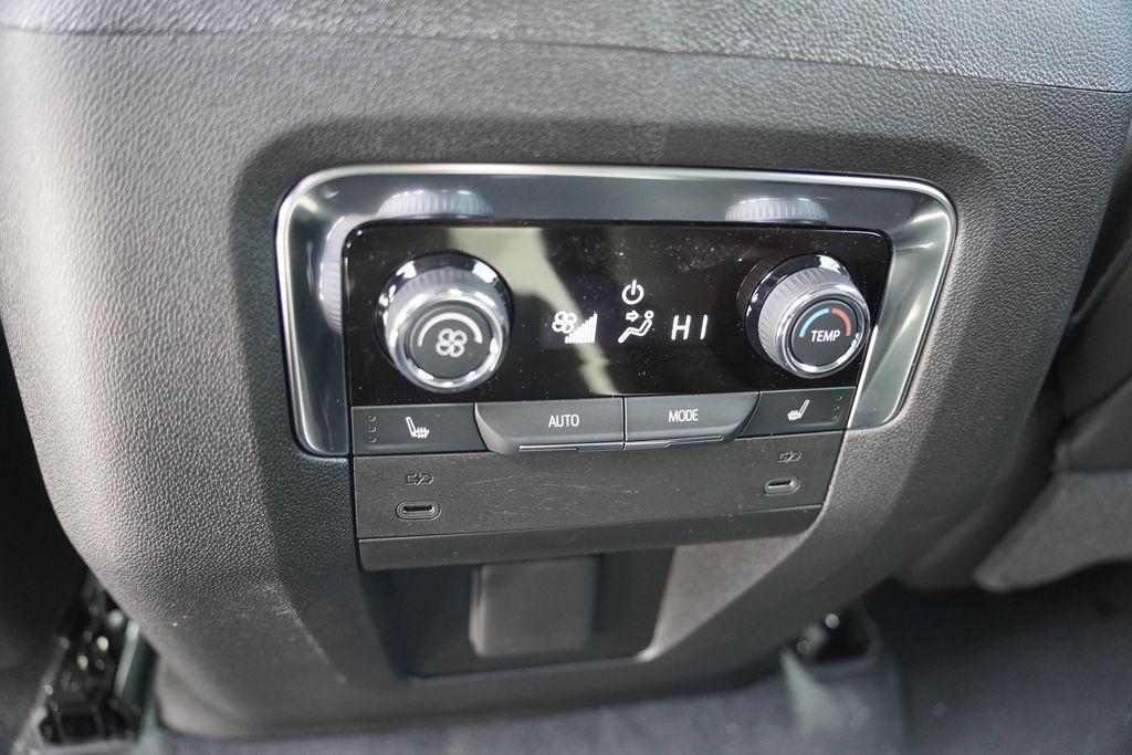 new 2026 Chevrolet Suburban car, priced at $72,661