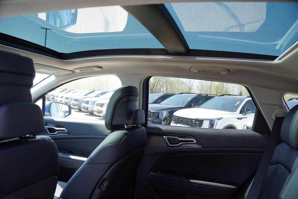 new 2026 Kia Sportage car, priced at $30,761