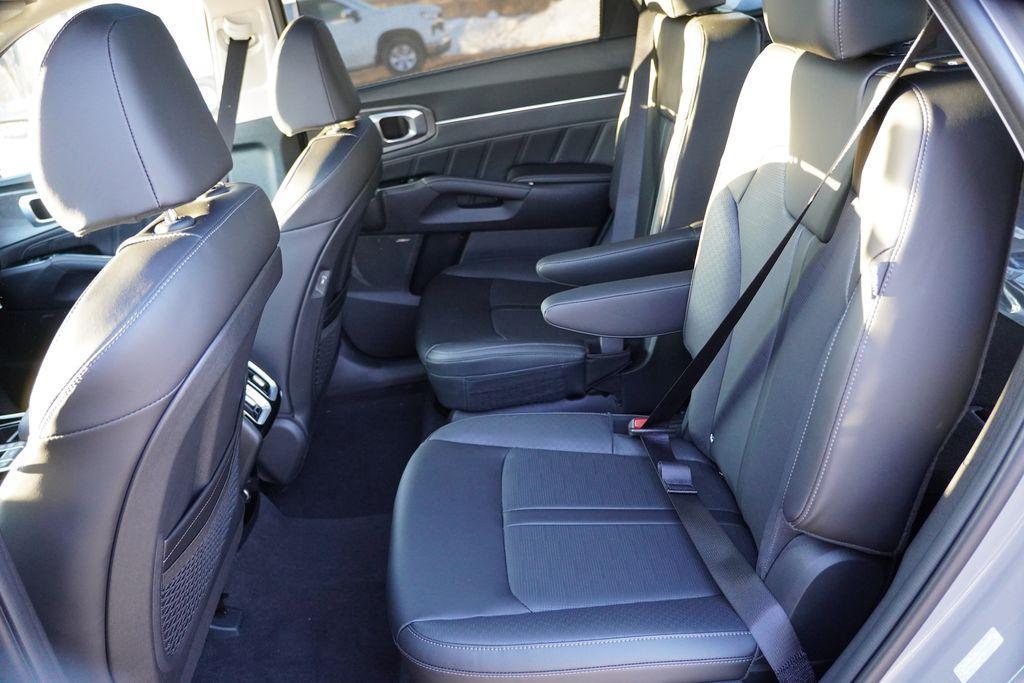 new 2026 Kia Sorento car, priced at $40,037