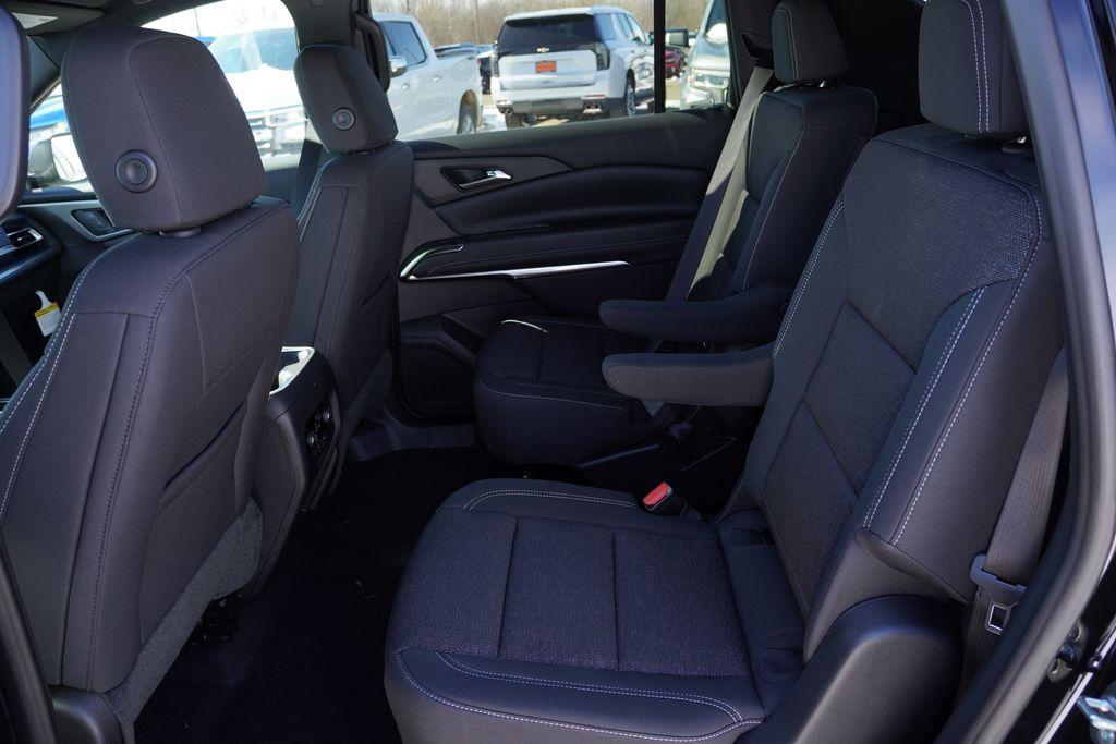 new 2026 Chevrolet Traverse car, priced at $41,232