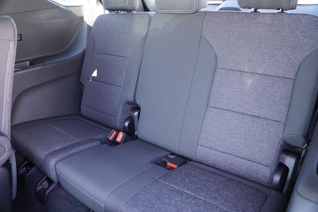 new 2026 Chevrolet Traverse car, priced at $41,232