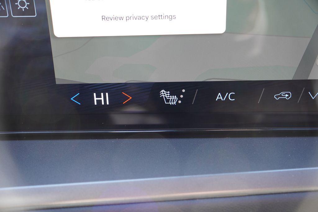 new 2026 Chevrolet Traverse car, priced at $41,232