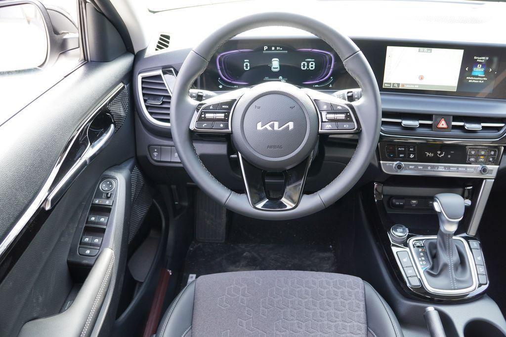 new 2026 Kia Seltos car, priced at $25,321