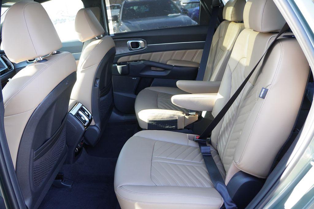 new 2026 Kia Sorento car, priced at $43,520