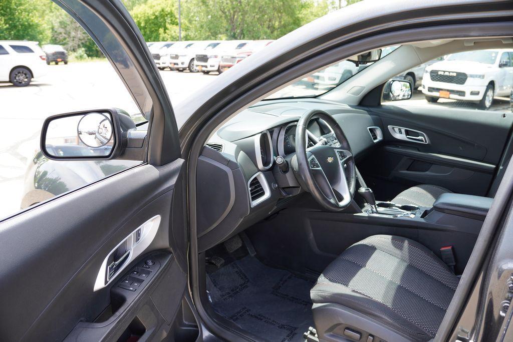 used 2017 Chevrolet Equinox car, priced at $11,744