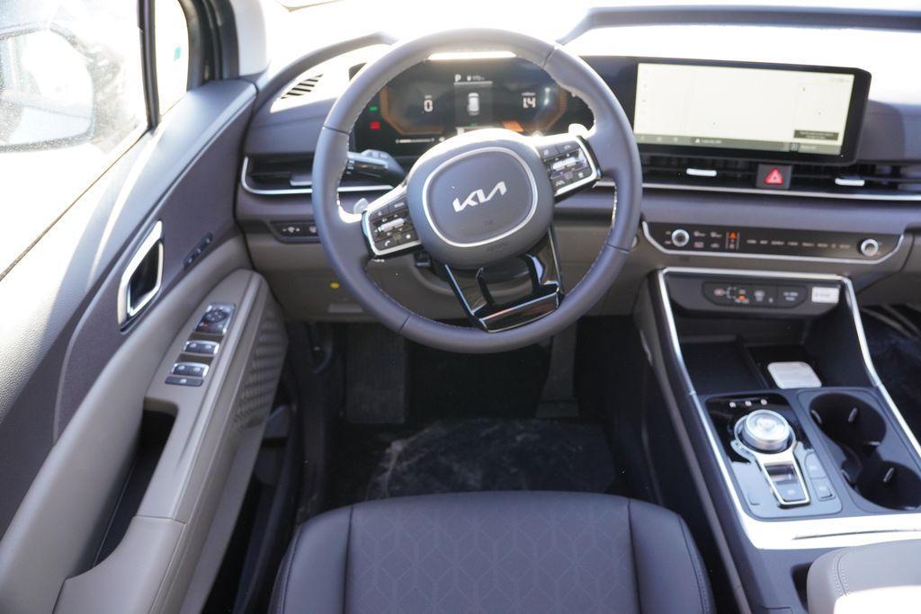 new 2026 Kia Carnival Hybrid car, priced at $41,756