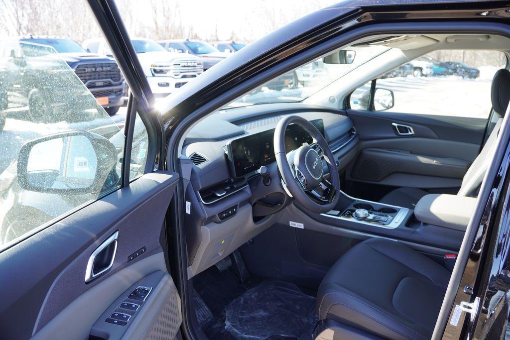 new 2026 Kia Carnival Hybrid car, priced at $41,756