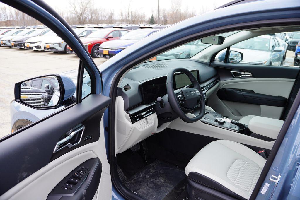 new 2026 Kia Sportage Hybrid car, priced at $37,865