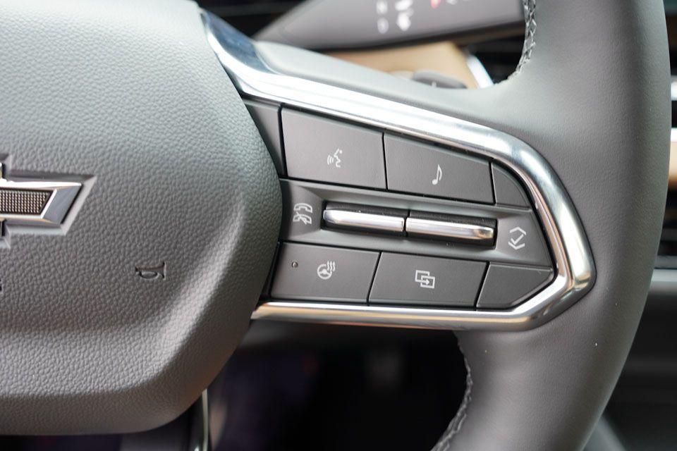 new 2026 Chevrolet Equinox car, priced at $36,282