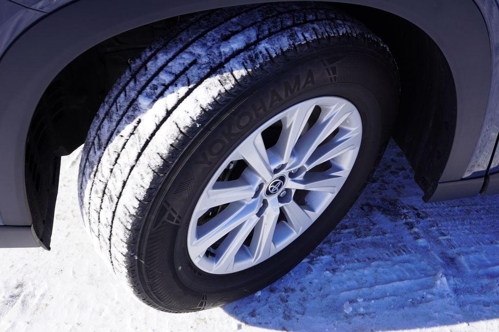 used 2025 Toyota Grand Highlander car, priced at $43,748