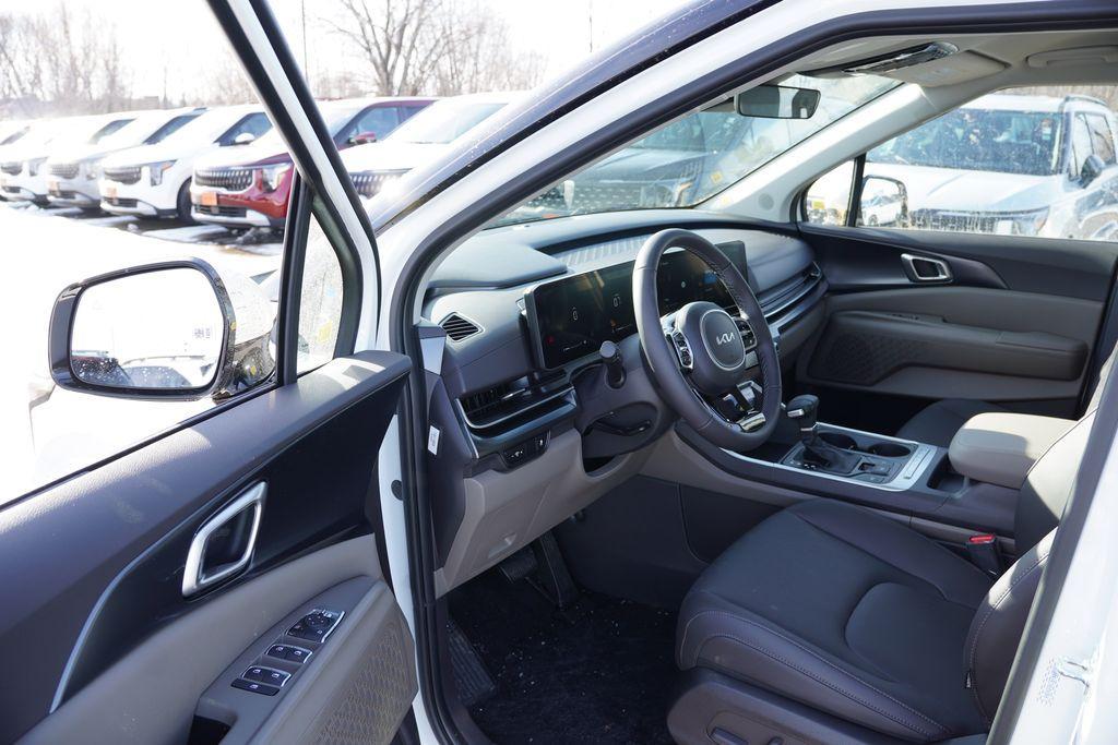 new 2026 Kia Carnival car, priced at $37,310